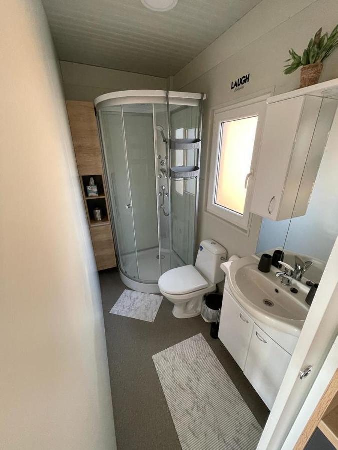 H&S Mobile Home Privlaka  Eksteriør billede