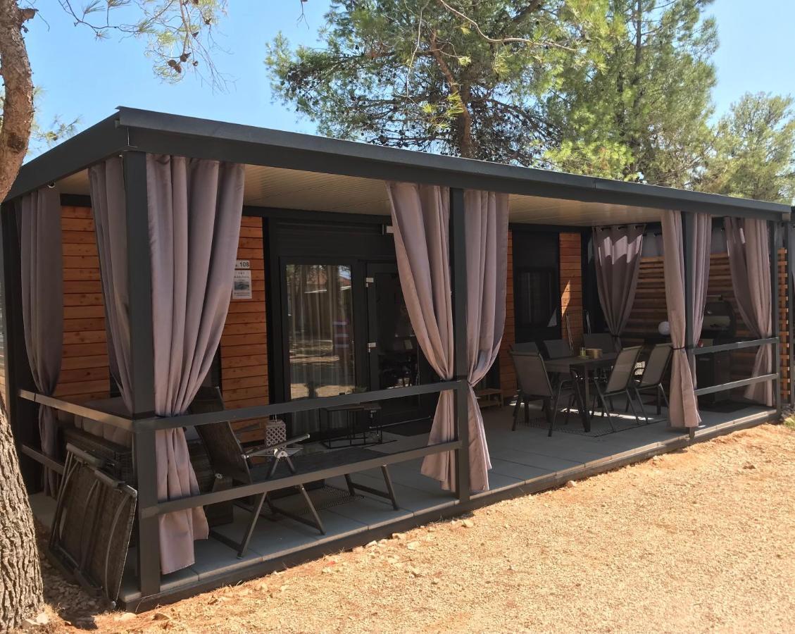 H&S Mobile Home Privlaka  Eksteriør billede