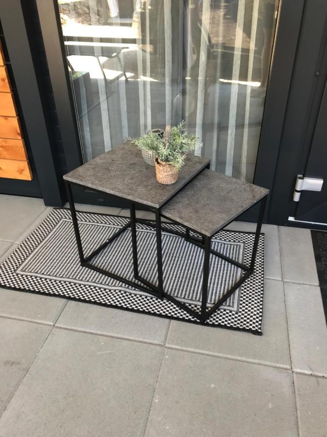 H&S Mobile Home Privlaka  Eksteriør billede